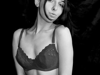 دردشة الفيديو المثيرة -KittyDoll-Meow-