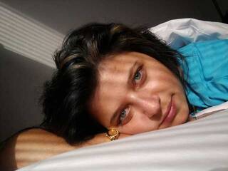 دردشة الفيديو المثيرة RoninaXes