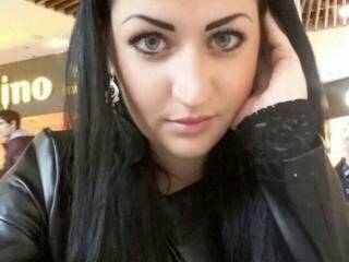 دردشة الفيديو المثيرة roseangell