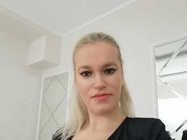 صورة الملف الشخصي Roselyn25