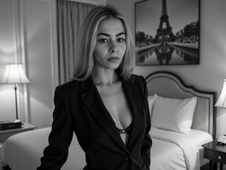 دردشة الفيديو المثيرة RosieJune