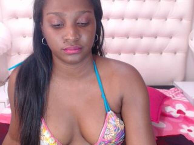 لقطات البث RosieLuxe