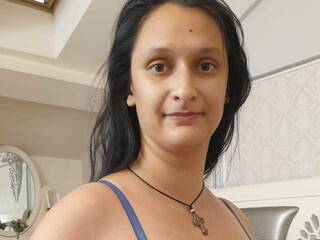 دردشة الفيديو المثيرة RossieWhatt