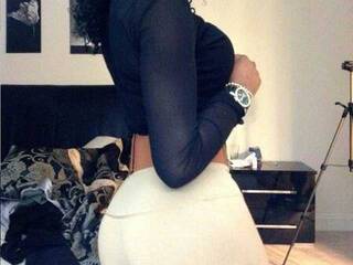 دردشة الفيديو المثيرة roundboobs12