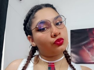 دردشة الفيديو المثيرة ROXIEE