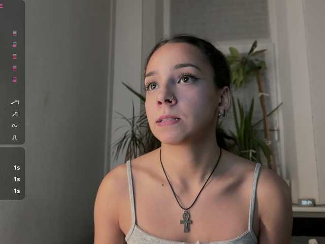 لقطات البث roxieflexie