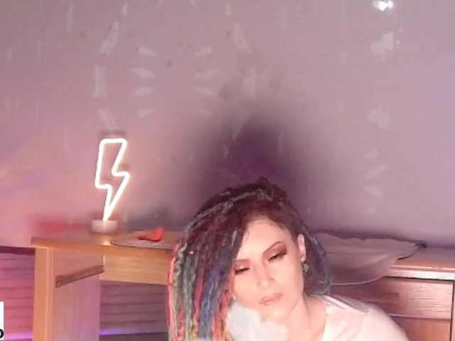 لقطات البث RoxieLovesick