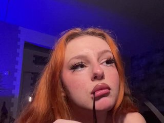 دردشة الفيديو المثيرة RoxieMermaid2006