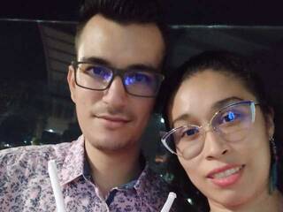 دردشة الفيديو المثيرة RoxiSaul