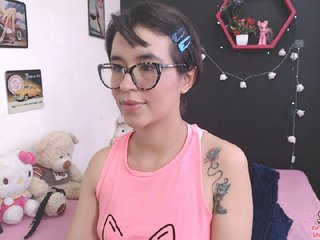 الصور roxxanecute LOVENSE/ON #smalltits #smoke #squirt #anal #asian #latina #lovense #daddysgirl #18 #teen #daddy #ohmibod #cute #bigass #young