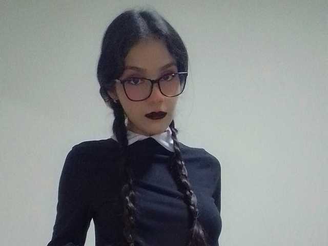 صورة الملف الشخصي Roxy-smithh