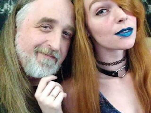 صورة الملف الشخصي RoxyAndLee