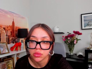 دردشة الفيديو المثيرة RoxyBullet