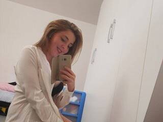 دردشة الفيديو المثيرة Roxyfoxxyy