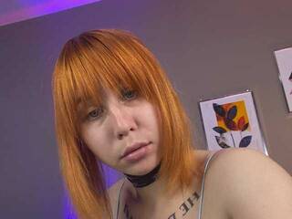 دردشة الفيديو المثيرة RoyAngela