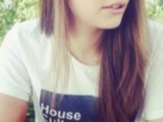 دردشة الفيديو المثيرة rozallinaa