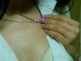 دردشة الفيديو المثيرة rozamila