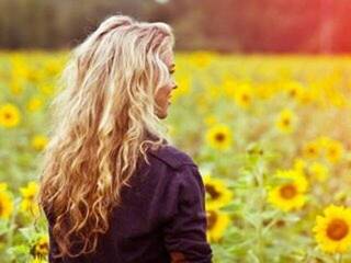 دردشة الفيديو المثيرة Ruby-Lowe