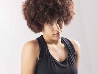 دردشة الفيديو المثيرة RukyaBlue