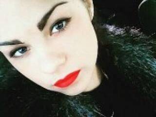 دردشة الفيديو المثيرة ryalla