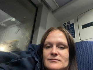 دردشة الفيديو المثيرة S3xylilplaytoy69