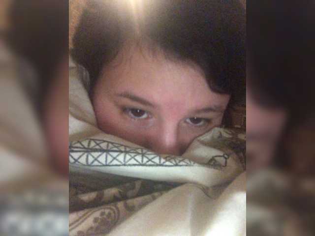 لقطات البث SaanviUwU