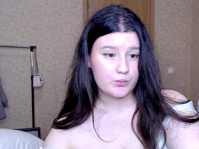 لقطات البث SaanviUwU