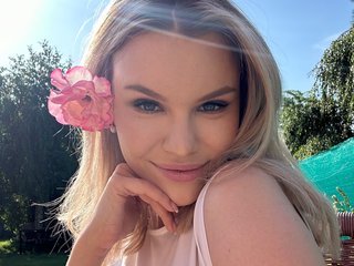 دردشة الفيديو المثيرة SadieCute