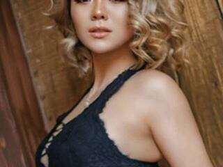 دردشة الفيديو المثيرة SallyBloom