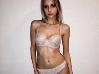 دردشة الفيديو المثيرة SallyStudent