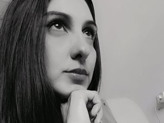 دردشة الفيديو المثيرة Saloriz