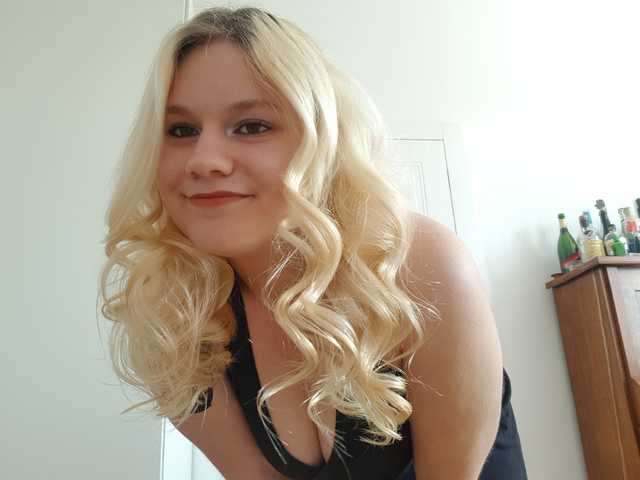 صورة الملف الشخصي SamanthaDarling