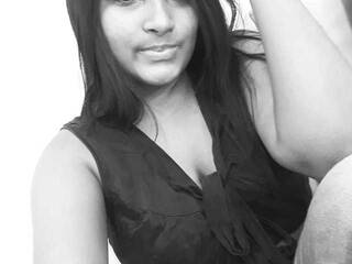 دردشة الفيديو المثيرة samanttha