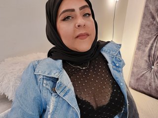 دردشة الفيديو المثيرة samira-malek