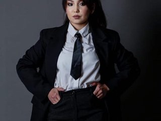دردشة الفيديو المثيرة SammiLitta