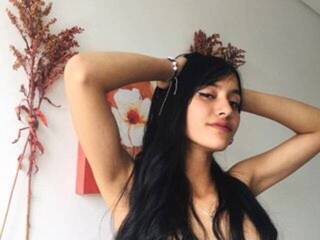 دردشة الفيديو المثيرة SAMYLUST