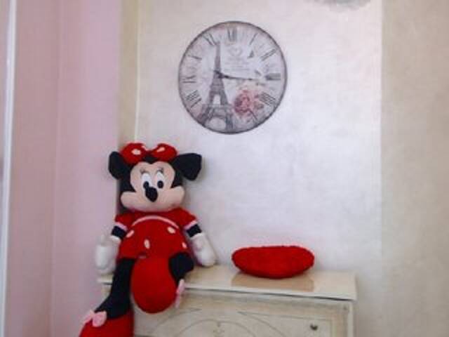 لقطات البث Sandy-Bella