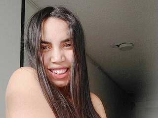 دردشة الفيديو المثيرة SapphiraBron