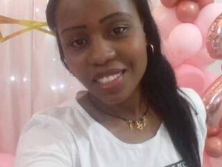 دردشة الفيديو المثيرة Sara72