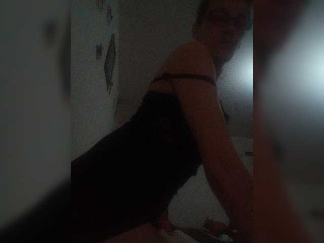 لقطات البث SaraAnd