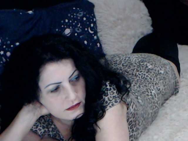 لقطات البث SaraAnn