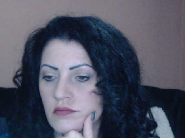 لقطات البث SaraAnn