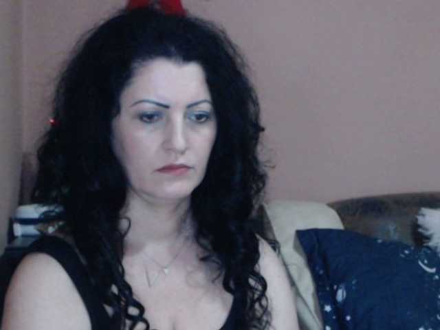 لقطات البث SaraAnn