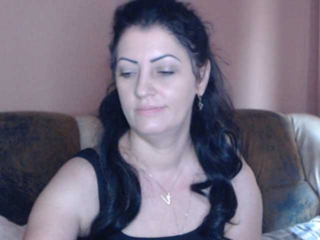 لقطات البث SaraAnn