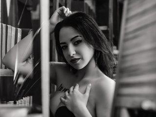 دردشة الفيديو المثيرة Sarah-Dumont