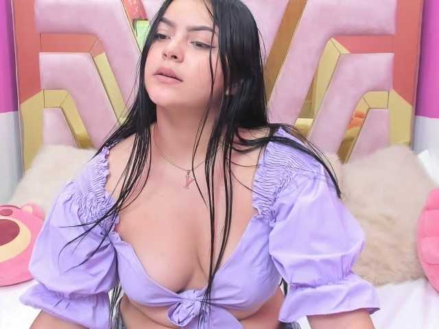 لقطات البث SarahRoman