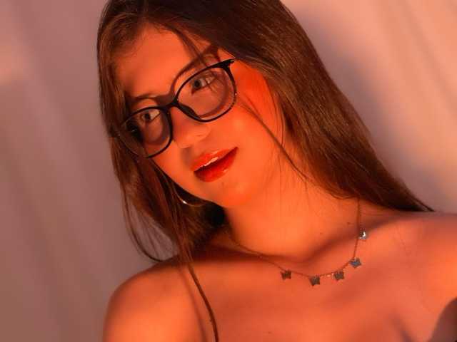 صورة الملف الشخصي SarahSweett