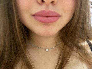 دردشة الفيديو المثيرة SarraMelluBabe