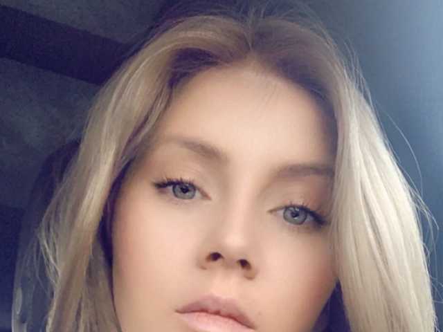 صورة الملف الشخصي Sarrah8