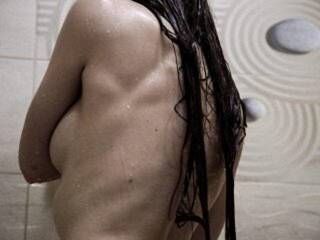 دردشة الفيديو المثيرة GirlinGlasses